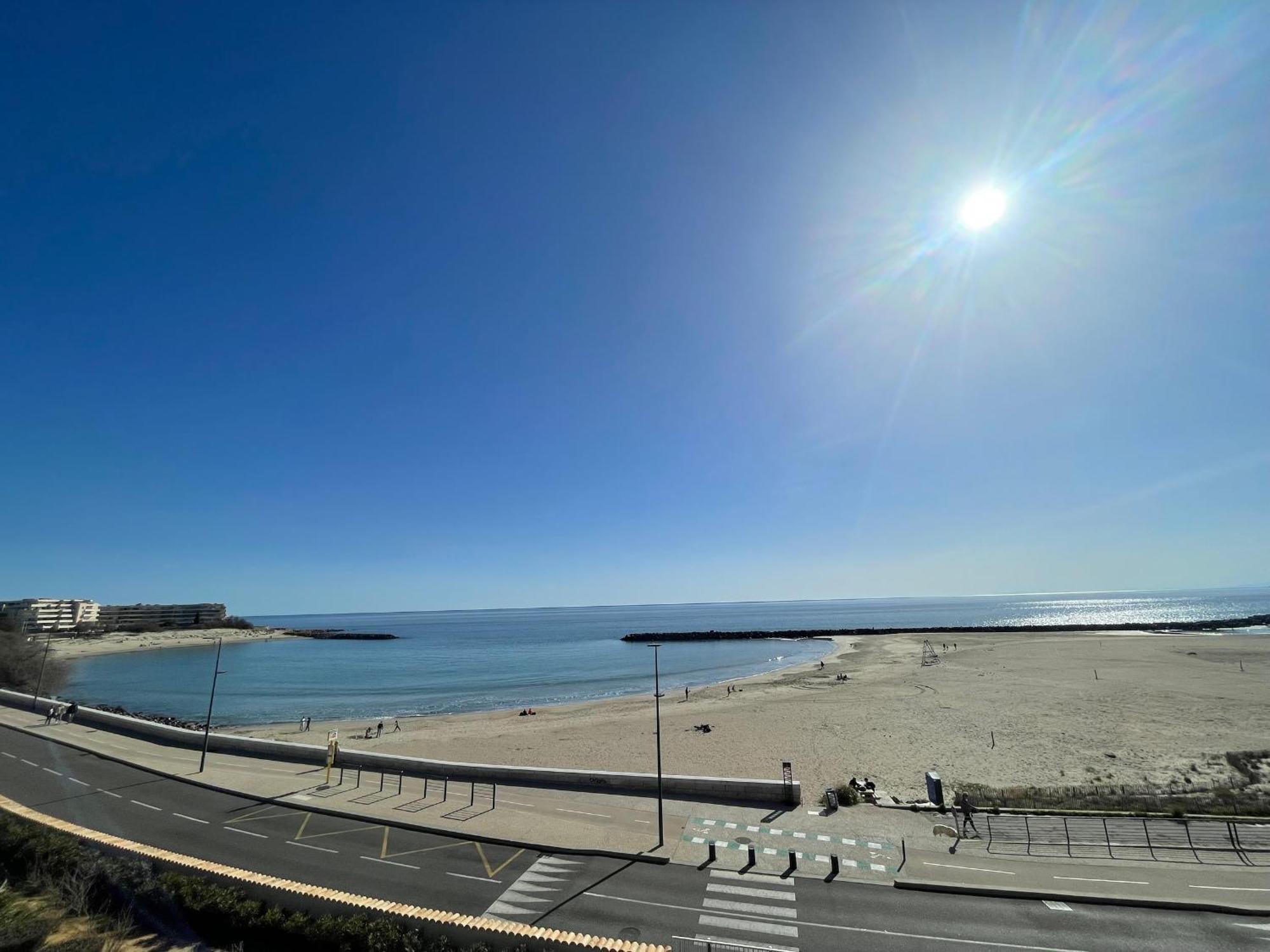 Appartement 2 Pieces Avec Terrasse 25M² Et Parking A 50M De La Plage - Fr-1-338-114 Sète Dış mekan fotoğraf